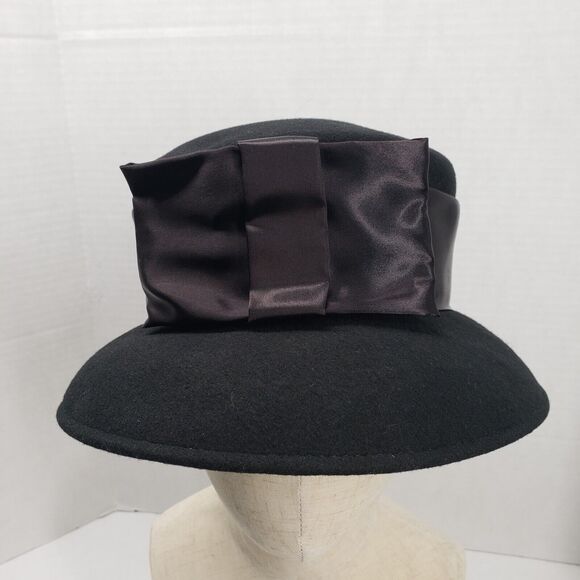 Tinatoo Accessories - Vintage TinaToo Bollman Cloche Hat Womens One Size Black Wool Felt Doeskin Bow